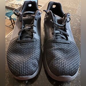 Sketchers Go-Flex Tennis Shoes